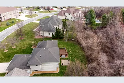 10621 Erie Drive, Crown Point, IN 46307 - Photo 45