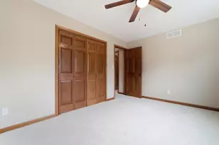 954 Chippewa Dr, Crown Point, IN 46307 - Photo 17