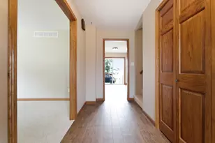 954 Chippewa Dr, Crown Point, IN 46307 - Photo 5