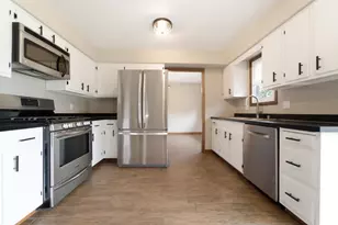 954 Chippewa Dr, Crown Point, IN 46307 - Photo 7