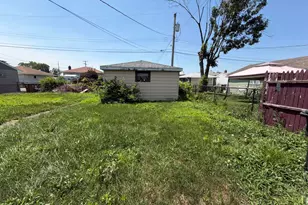 5622 Wegg Ave, East Chicago, IN 46312 - Photo 27