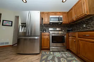 471 E 830 N, Valparaiso, IN 46383 - Photo 11