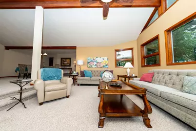 471 E 830 N, Valparaiso, IN 46383 - Photo 7