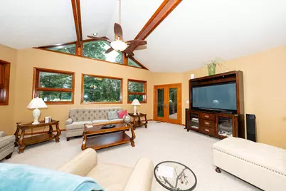 471 E 830 N, Valparaiso, IN 46383 - Photo 13
