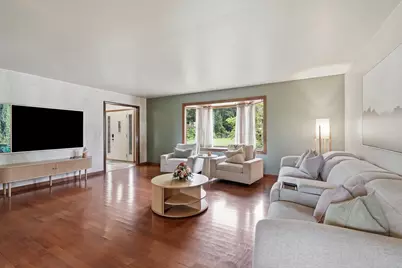 807 21st Street SW, Demotte, IN 46310 - Photo 5