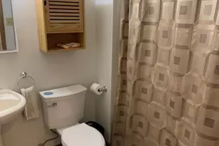 2304 Shaker Dr, Valparaiso, IN 46383 - Photo 7
