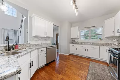 1426 Gates Drive, Schererville, IN 46375 - Photo 7