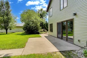 9831 Erie St, Highland, IN 46322 - Photo 43