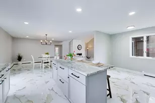 9831 Erie St, Highland, IN 46322 - Photo 9