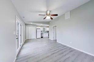 9831 Erie St, Highland, IN 46322 - Photo 35