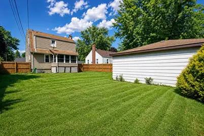 914 E 176th Street, Hammond, IN 46324 - Photo 15
