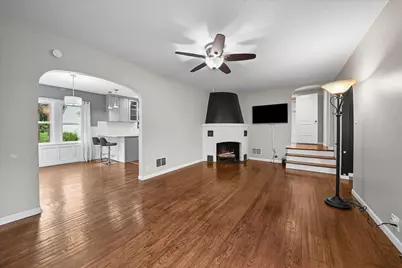 214 W Joliet Road, Valparaiso, IN 46385 - Photo 9
