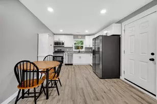 5860 Mulberry Ave, Portage, IN 46368 - Photo 9
