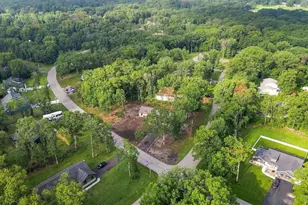 11252 Quail Run Dr S, Wheatfield, IN 46392 - Photo 29