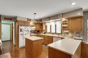 100 N Pawnee Ct, La Porte, IN 46350 - Photo 13