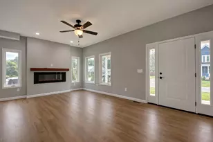 1419 2nd St, La Porte, IN 46350 - Photo 3