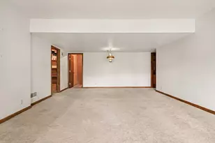 804 Brandonbury Dr, Valparaiso, IN 46383 - Photo 25
