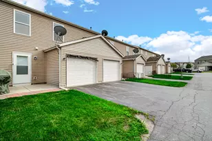 10328 Paramount Way, Cedar Lake, IN 46303 - Photo 21