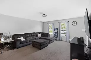 10328 Paramount Way, Cedar Lake, IN 46303 - Photo 5