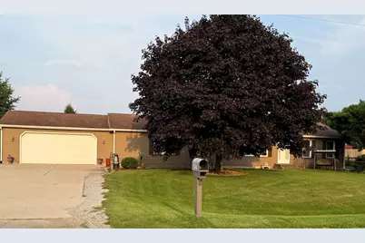 557 N Fail Road, La Porte, IN 46350 - Photo 3