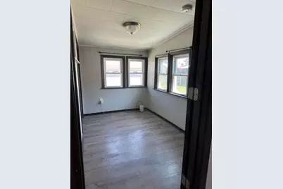 1107 State Street, Hobart, IN 46342 - Photo 7