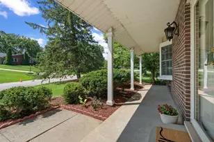 423 Shorewood Ct, Valparaiso, IN 46385 - Photo 41
