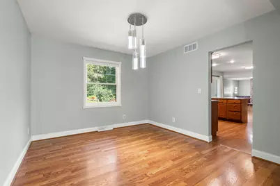 423 Shorewood Court, Valparaiso, IN 46385 - Photo 11