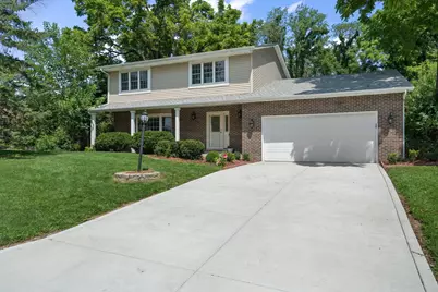 423 Shorewood Court, Valparaiso, IN 46385 - Photo 1