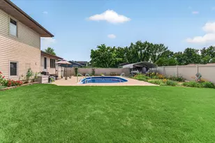 9838 Redbud Rd, Munster, IN 46321 - Photo 27