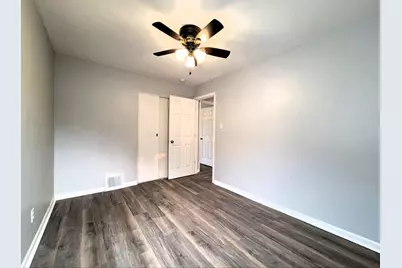 2716 White Oak Avenue, Whiting, IN 46394 - Photo 7