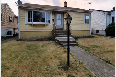 2716 White Oak Avenue, Whiting, IN 46394 - Photo 1