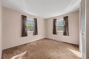 203 E Greenwood Ave, Crown Point, IN 46307 - Photo 17