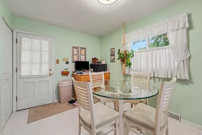203 E Greenwood Avenue, Crown Point, IN 46307 - Photo 11