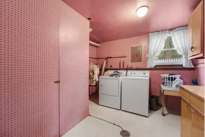 203 E Greenwood Avenue, Crown Point, IN 46307 - Photo 17