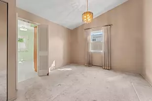 203 E Greenwood Ave, Crown Point, IN 46307 - Photo 7