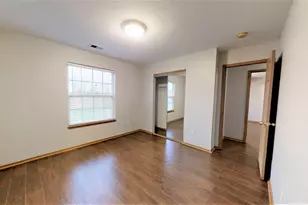 1945 W 86th Ln, Merrillville, IN 46410 - Photo 13