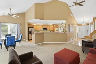 731 Oakbrook Dr, Hebron, IN 46341 - Photo 9