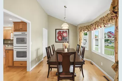 731 Oakbrook Drive, Hebron, IN 46341 - Photo 5