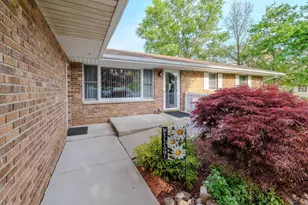 23 S Illinois St, Remington, IN 47977 - Photo 5