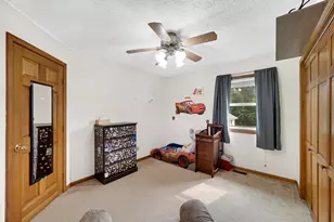 585 Lk Pk Dr, Valparaiso, IN 46385 - Photo 15
