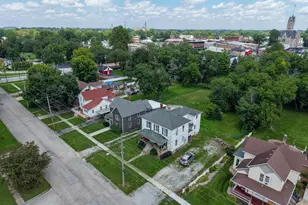 127 S Park Ave, Rensselaer, IN 47978 - Photo 9