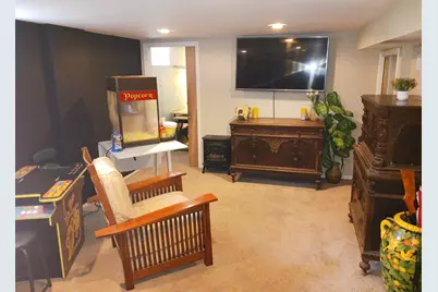 455 Ridgeland Avenue, Valparaiso, IN 46385 - Photo 9