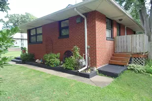 455 Ridgeland Ave, Valparaiso, IN 46385 - Photo 3