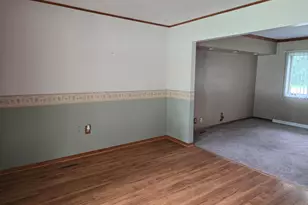 10515 Baker St, Crown Point, IN 46307 - Photo 9