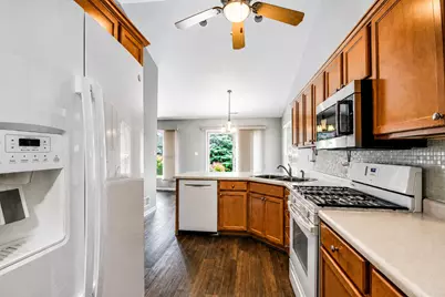 1081 Wildwood Lane, Schererville, IN 46375 - Photo 7