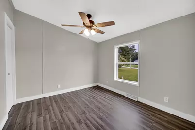 2716 E 450 S, La Porte, IN 46350 - Photo 17