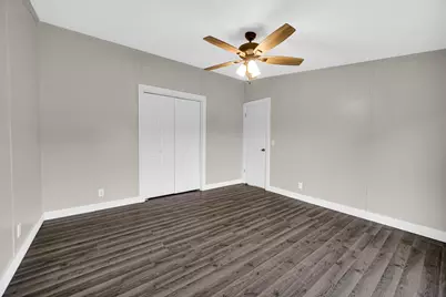 2716 E 450 S, La Porte, IN 46350 - Photo 15