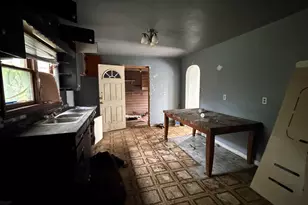 1111 N McKinley Ave, Rensselaer, IN 47978 - Photo 3