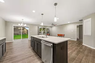 2950 Daintree Wy, Valparaiso, IN 46385 - Photo 5