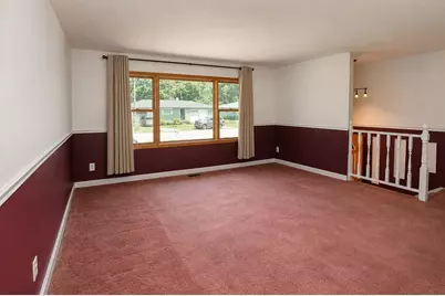 216 Lawndale Place, Michigan City, IN 46360 - Photo 5